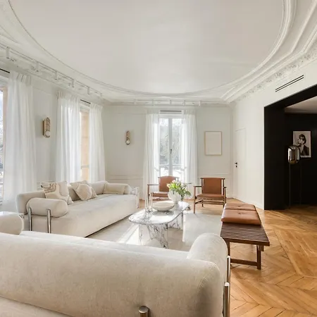 Urbanflat 225 - Elite 4 Bedroom Bastille Apartment Paris